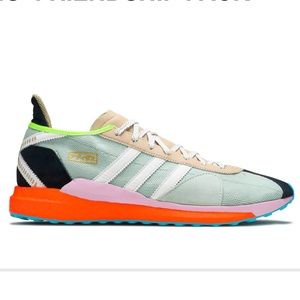 PHARRELL X TOKIO SOLAR HU unisex Adidas size 6.5